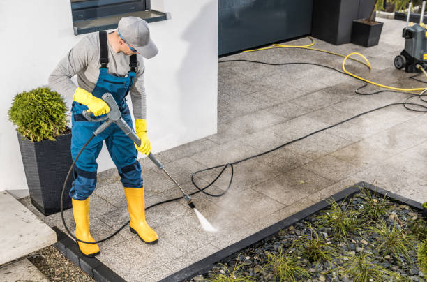 Best Garage Pressure Washing  in Mccord, OK
